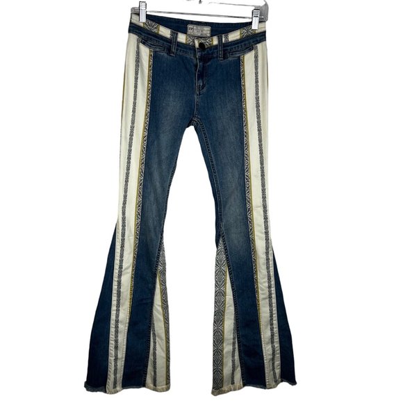 Free People Danica Flare Bell Bottom Jeans Size 25 - Picture 2 of 13